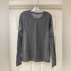 Graphite Salta Seamless Longsleeve Underscrub. XL Figs under scrub